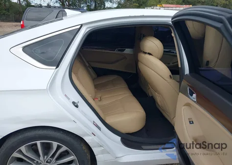 2017 Genesis G80 3.8 из США, поврежденный, VIN KMHGN4JE2HU187629